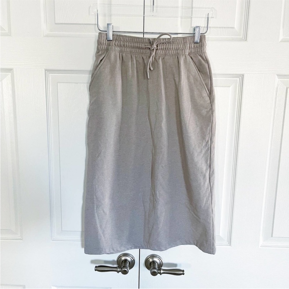 H&M Taupe Sweatshirt Skirt